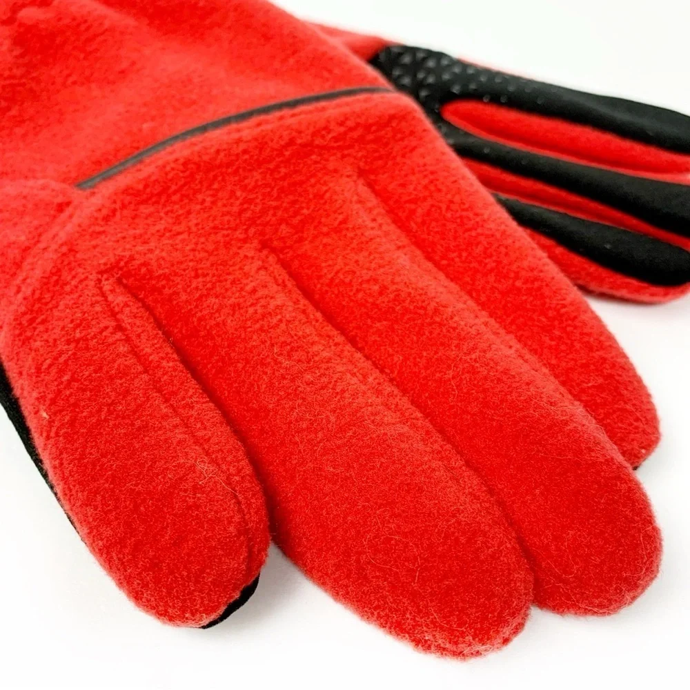 UR Wellness Red Touchscreen Gloves